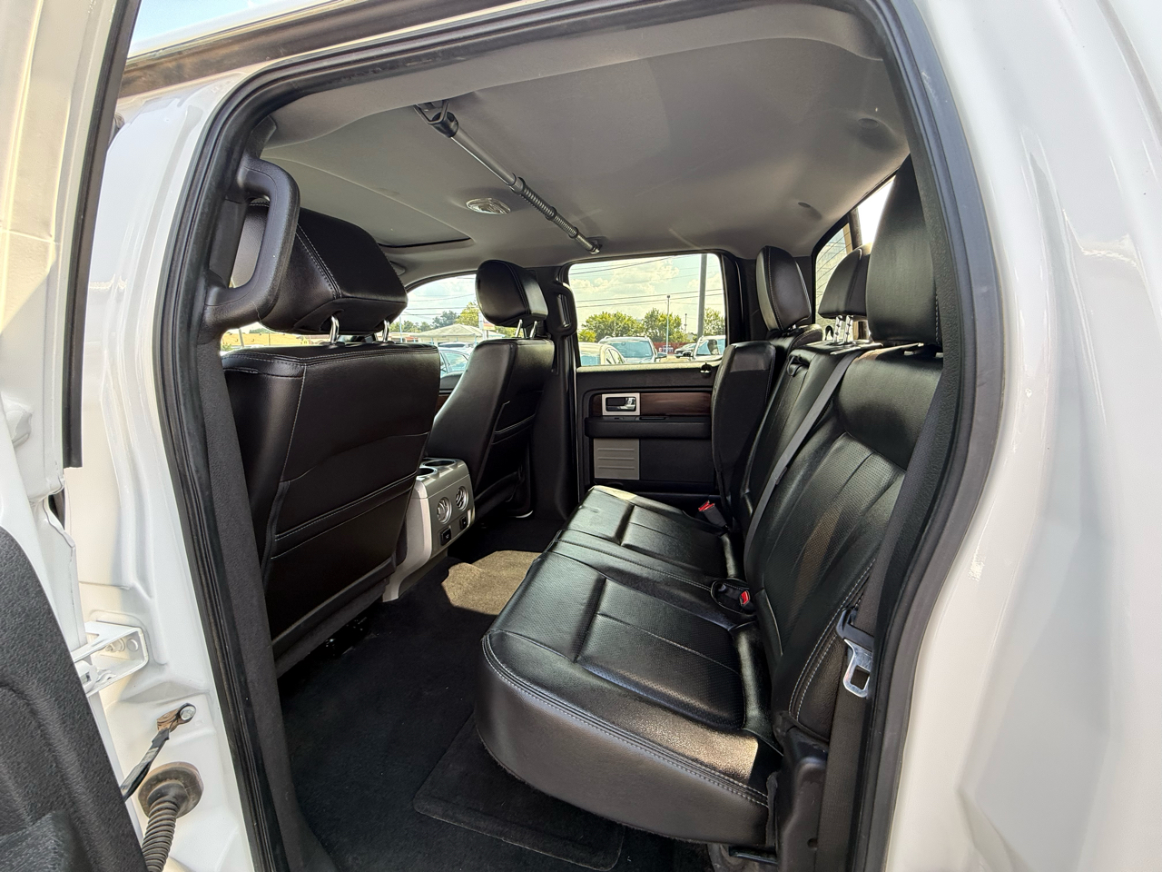2012 Ford F-150 Lariat photo 9