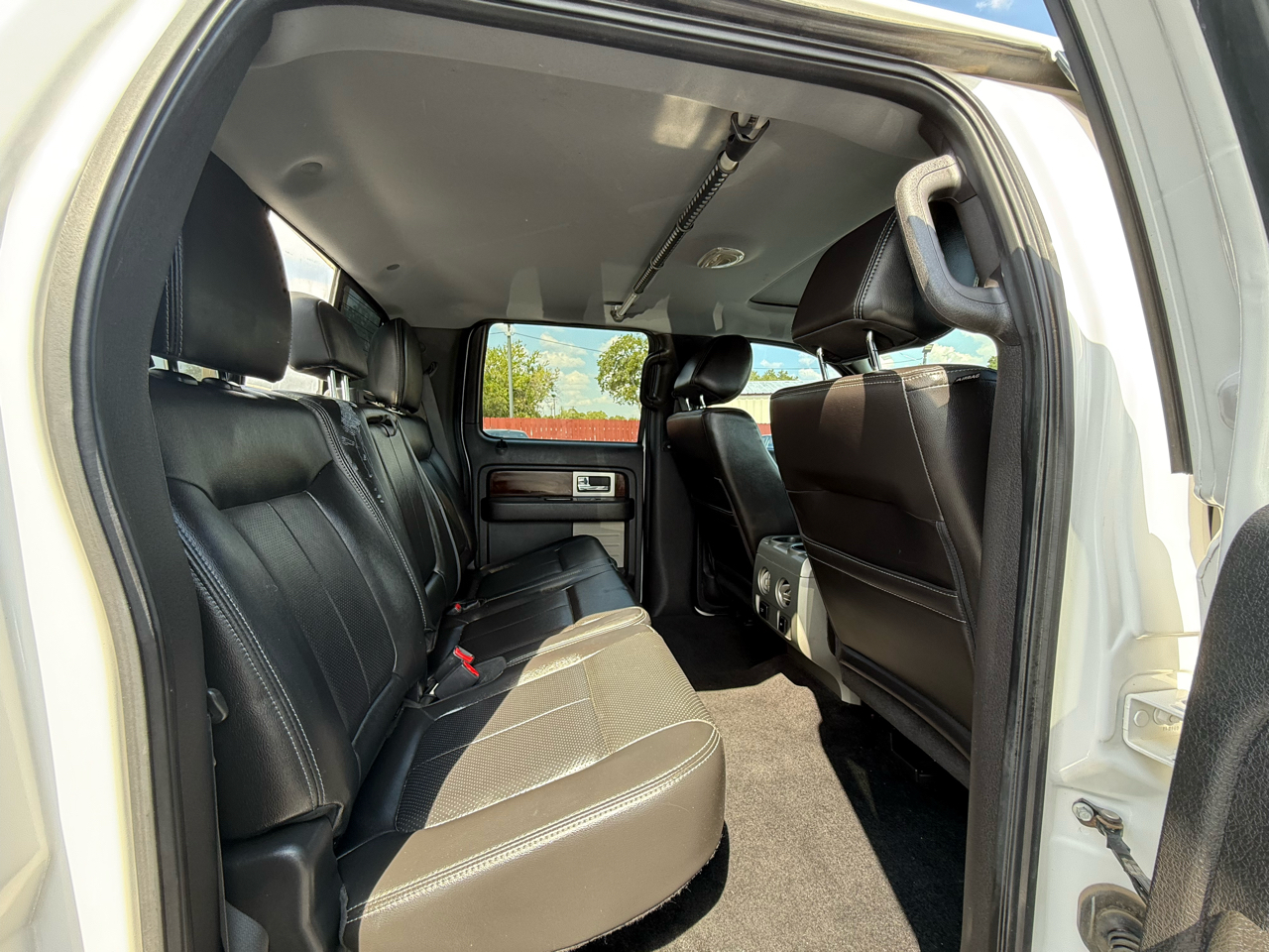 2012 Ford F-150 Lariat photo 11