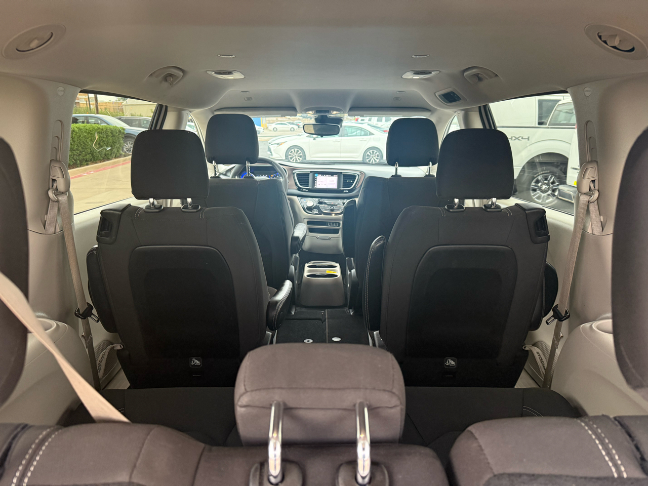 Chrysler Voyager LX 2023