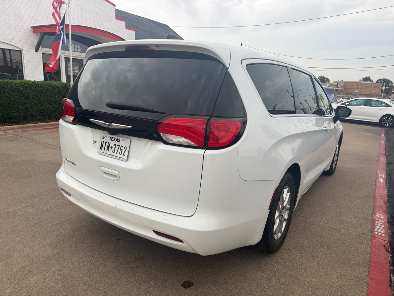 Chrysler Voyager LX 2023