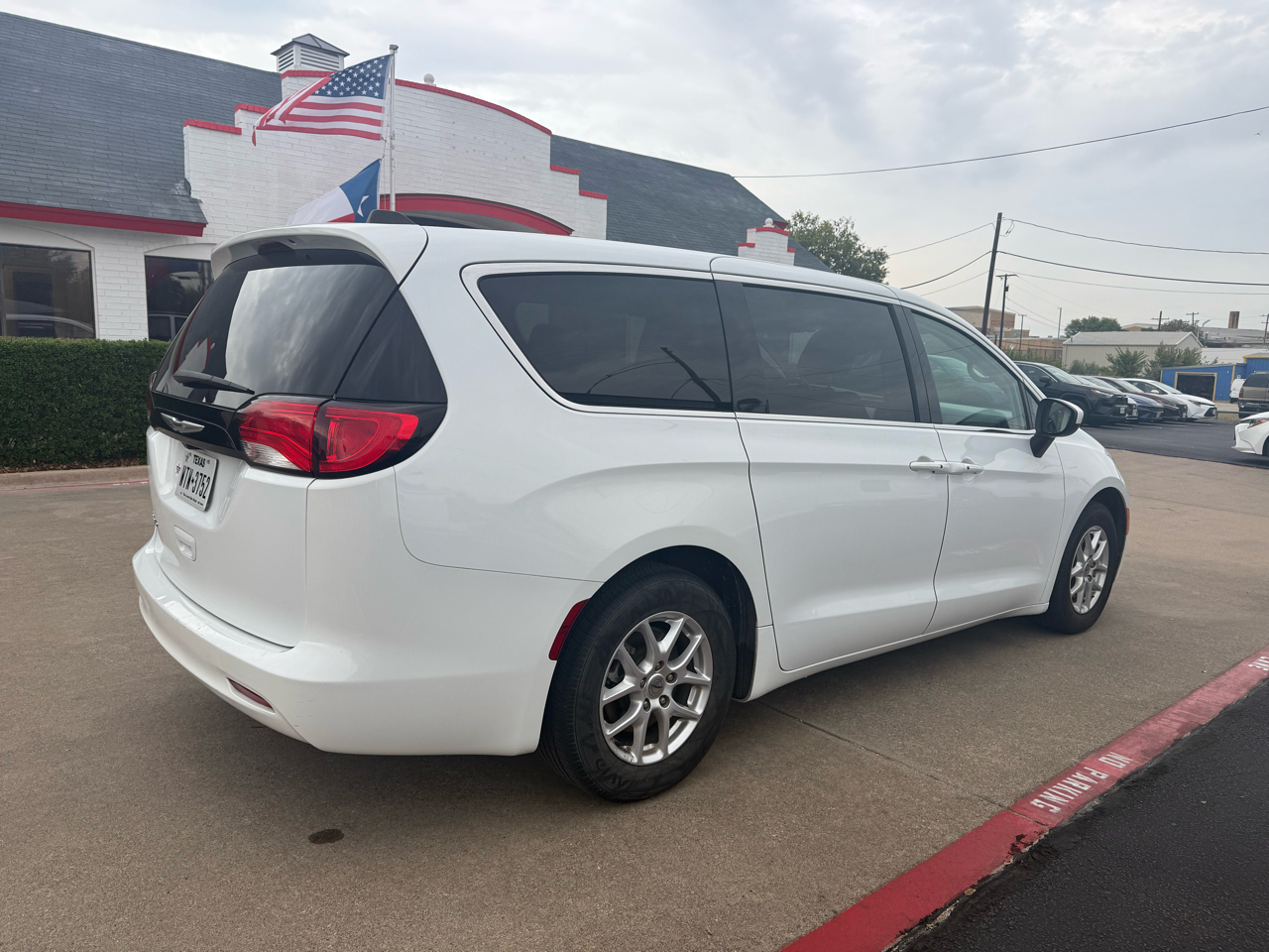 Chrysler Voyager LX 2023