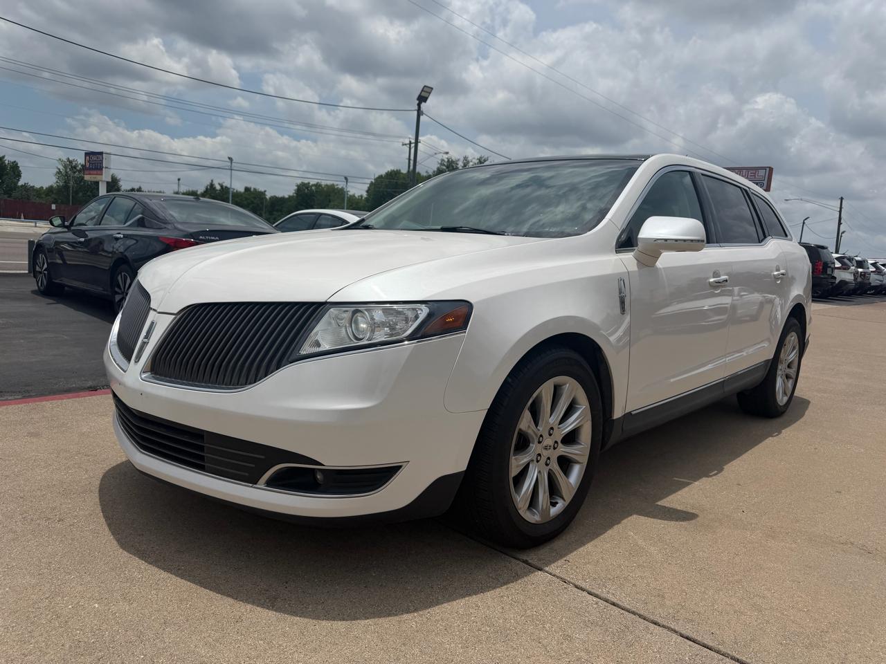 2015 Lincoln MKT 3.5L with EcoBoost AWD