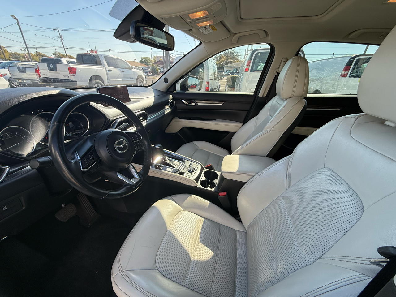 2017 Mazda CX-5 Grand Touring photo 4