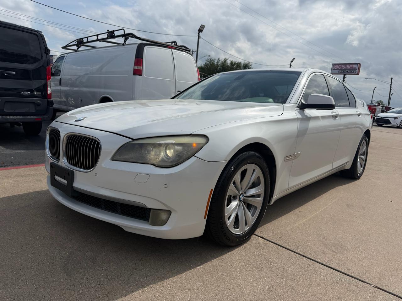 2011 BMW 7-Series 740i