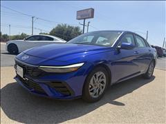 2024 Hyundai Elantra 