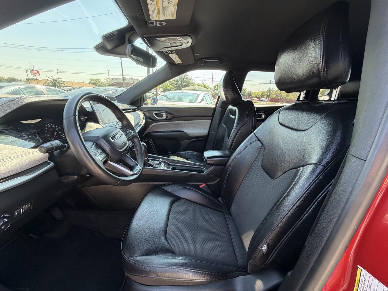 Jeep Compass photo 3