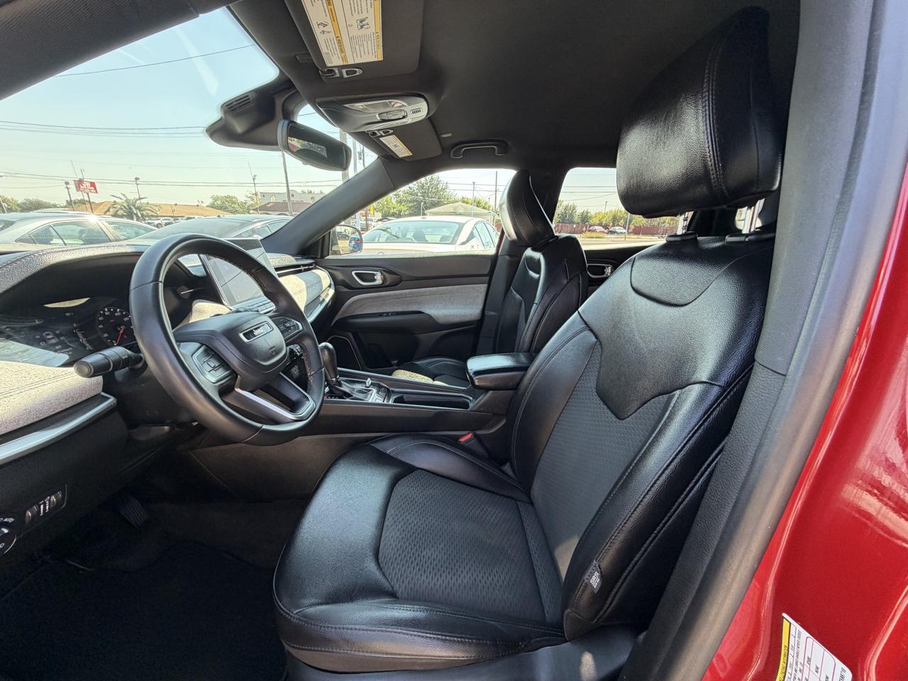Jeep Compass photo 8