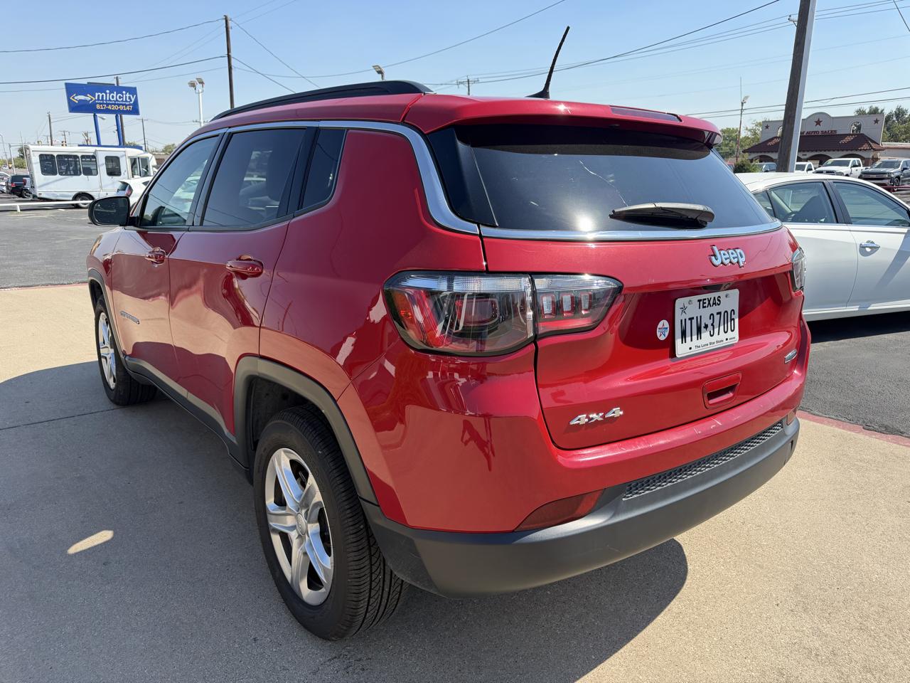 Jeep Compass photo 11