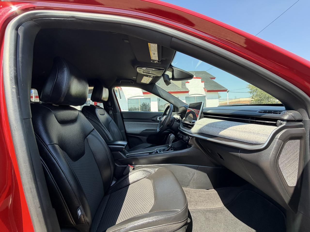 Jeep Compass photo 16