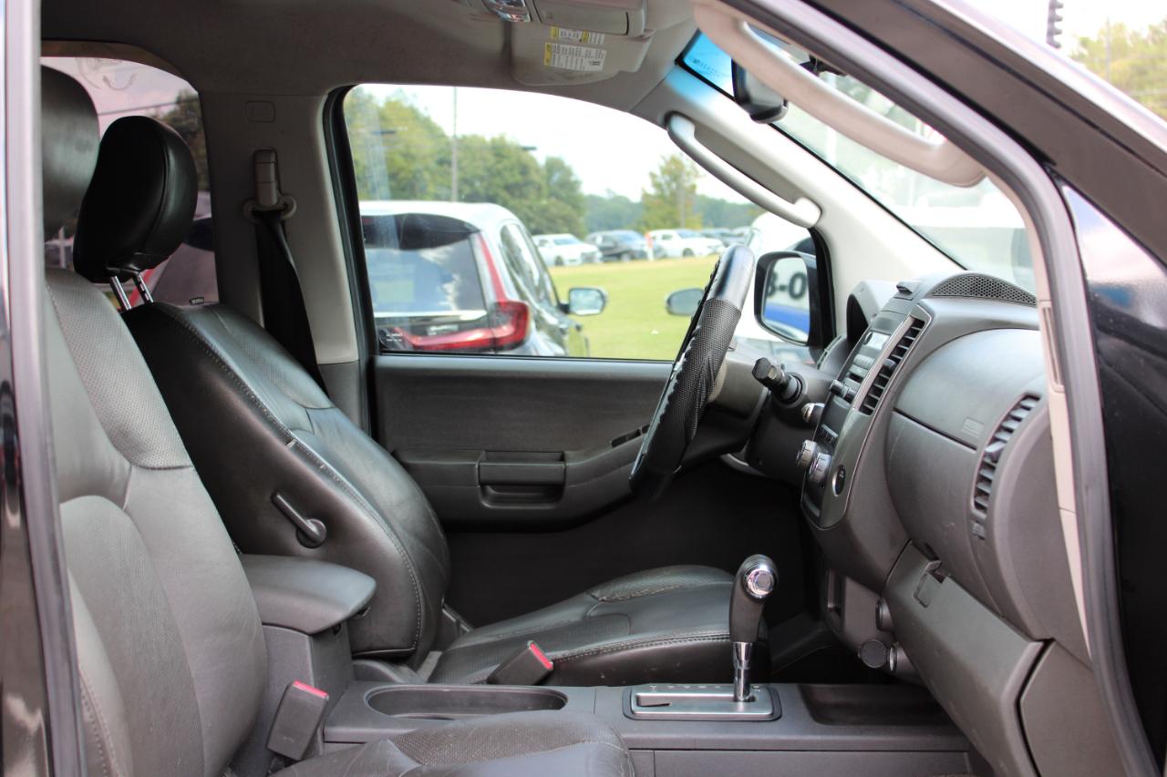 Nissan Xterra X 2WD 2010