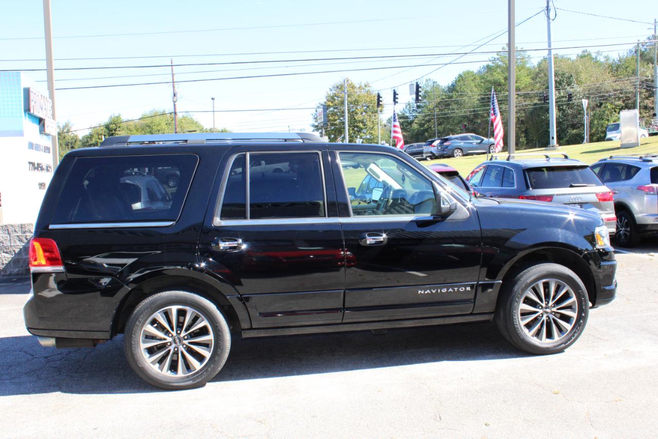 Lincoln Navigator photo 10