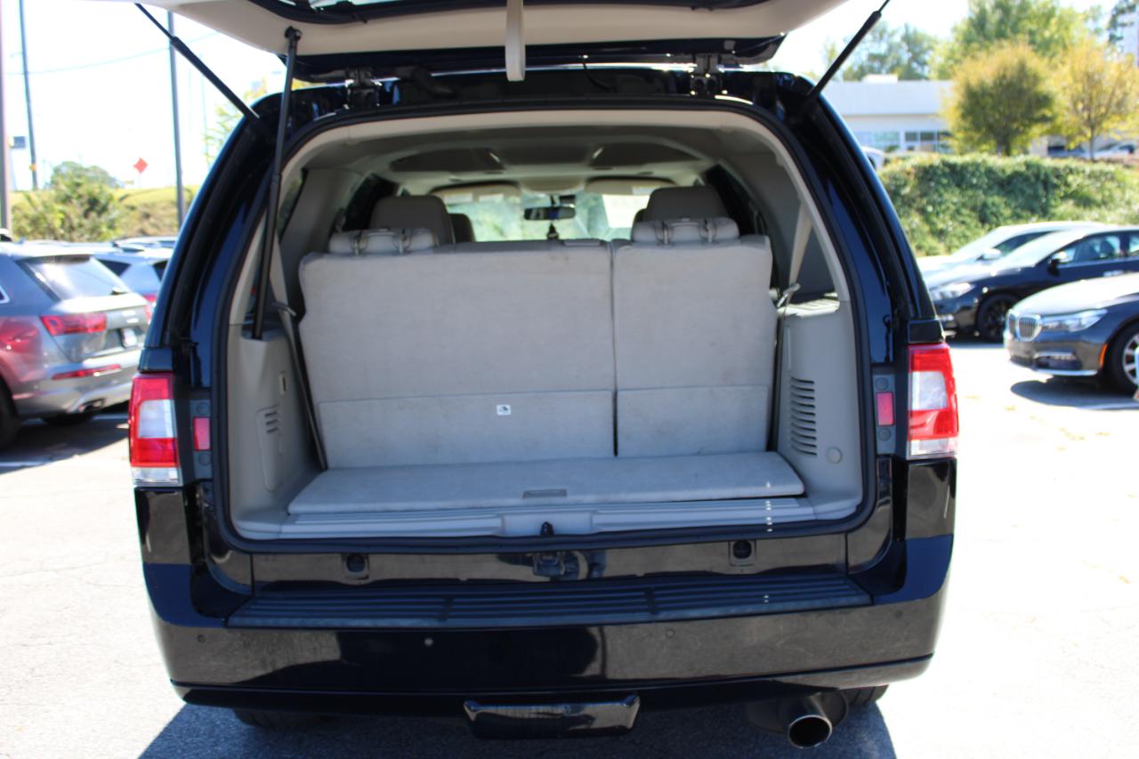 Lincoln Navigator photo 15
