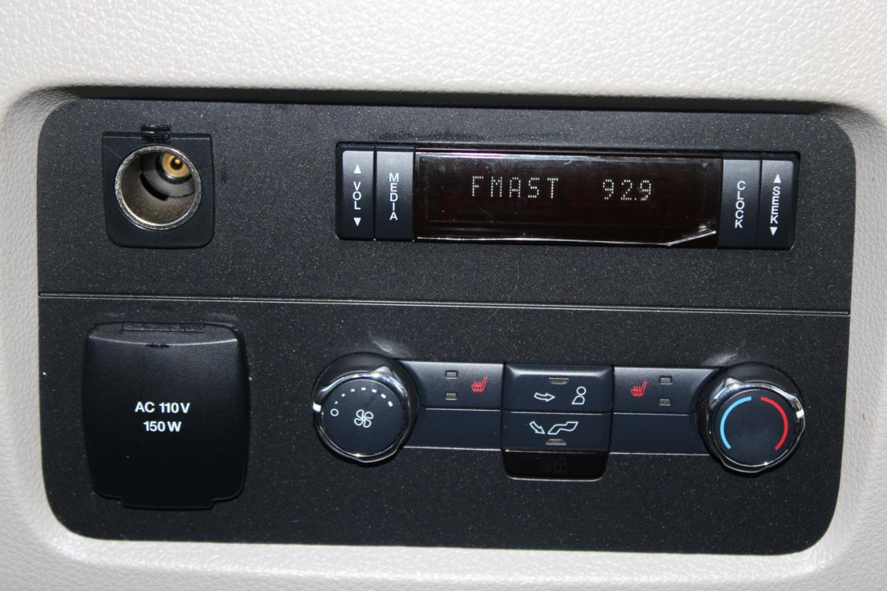 Lincoln Navigator photo 26