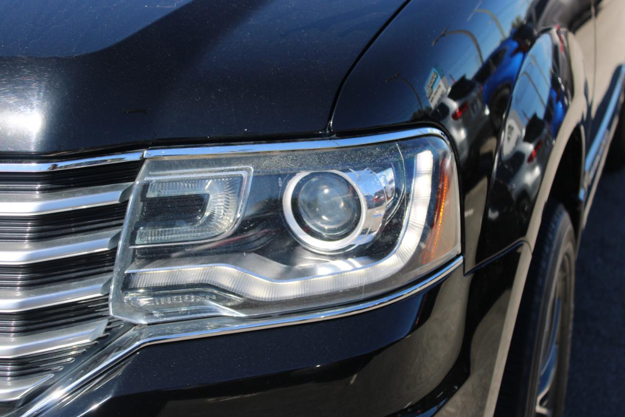 Lincoln Navigator photo 29