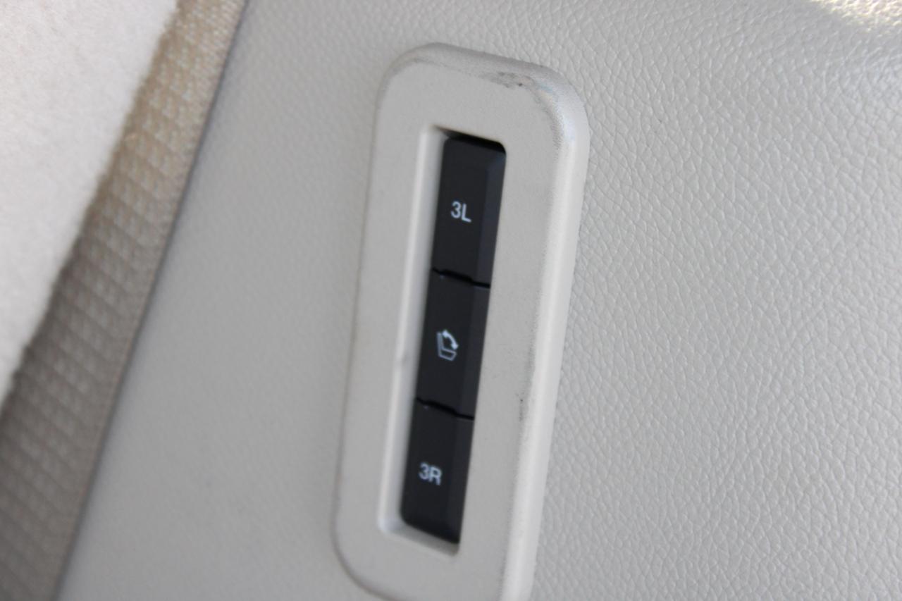 Lincoln Navigator photo 31