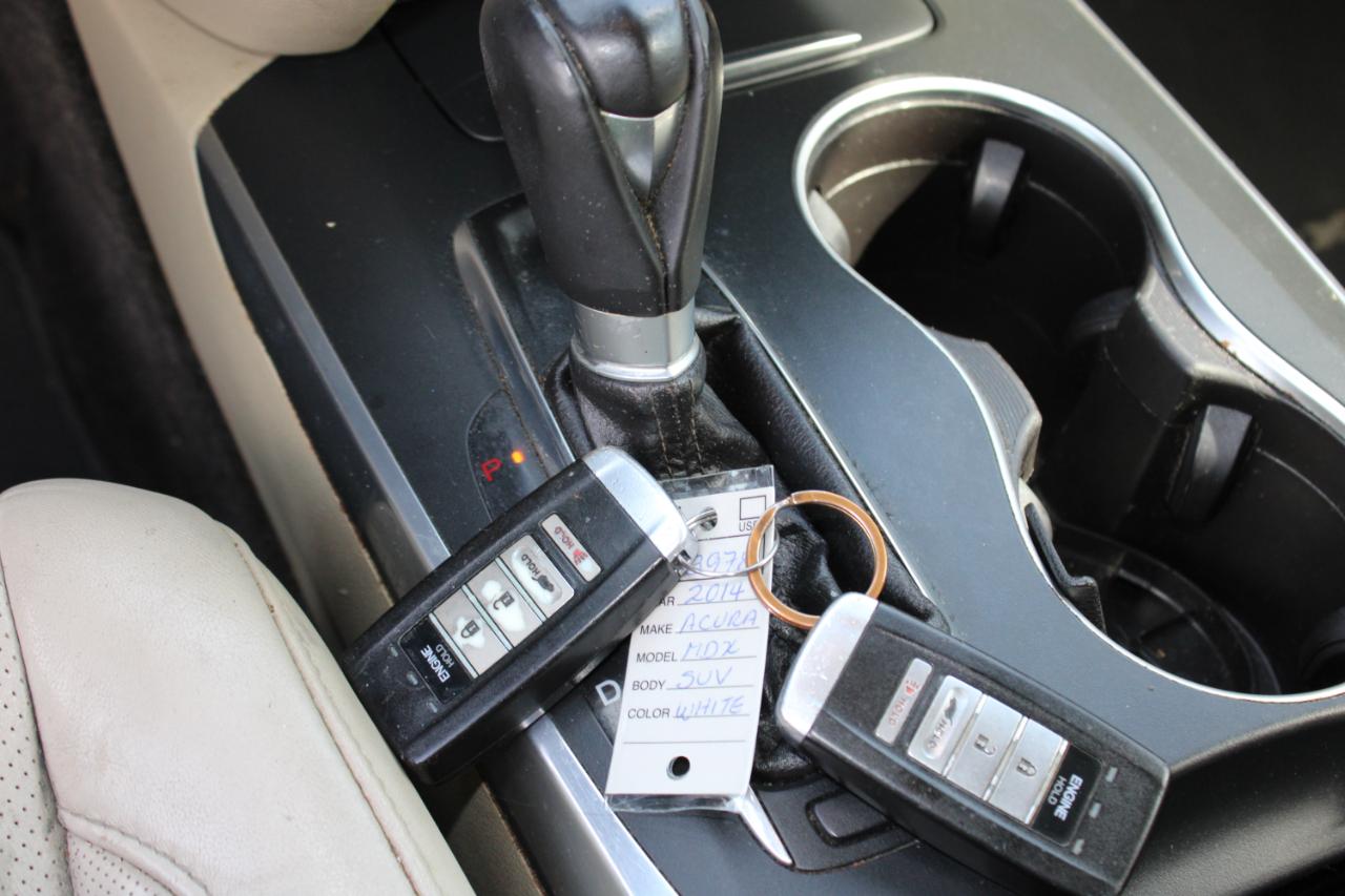 Acura MDX 6-Spd AT w/Advance Package 2014