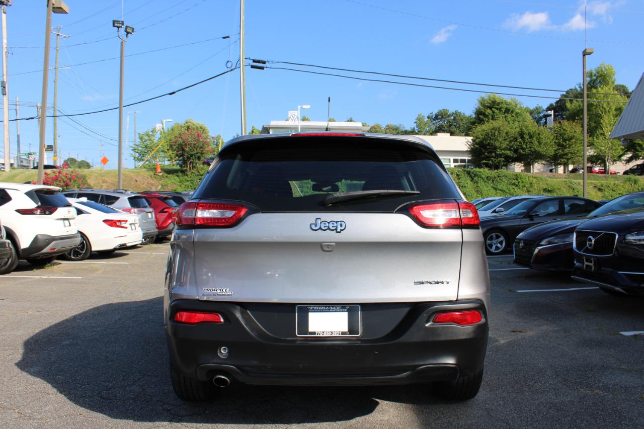 Jeep Cherokee Sport FWD 2015