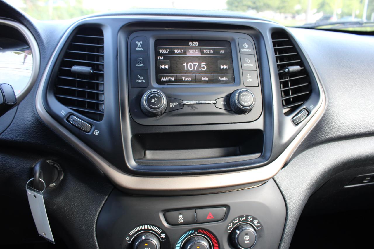 Jeep Cherokee Sport FWD 2015