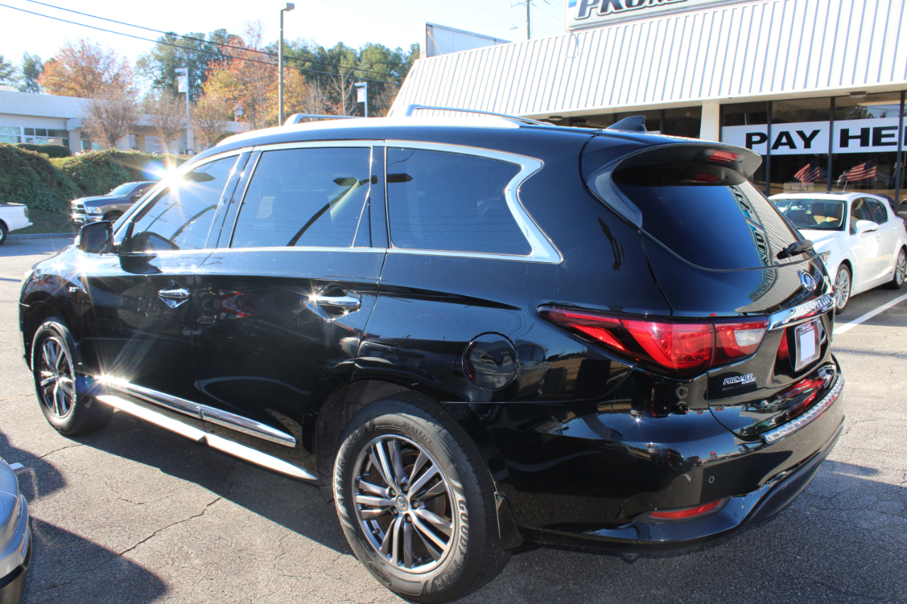 Infiniti QX60 Base AWD 2017