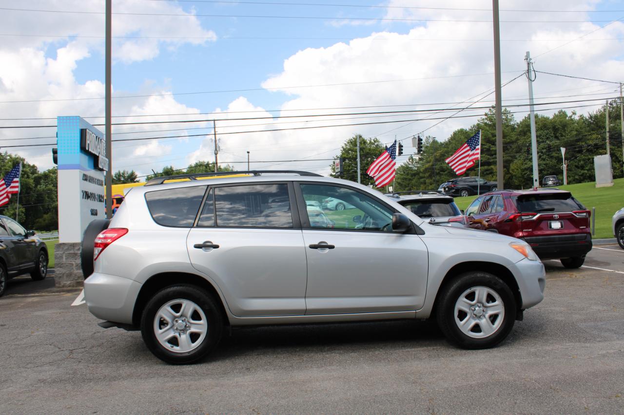 Toyota RAV4 FWD 4dr I4 (Natl) 2012