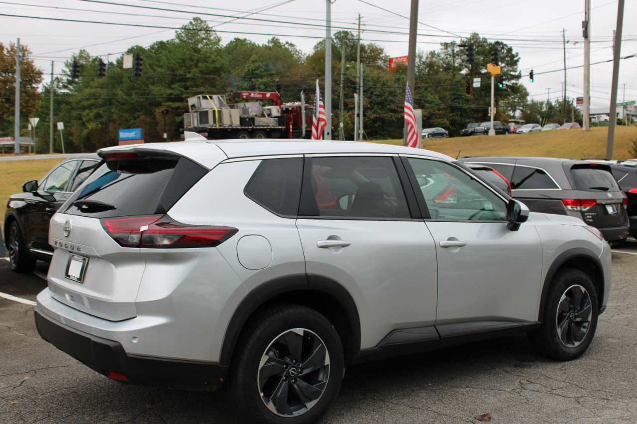 Nissan Rogue SV 2025