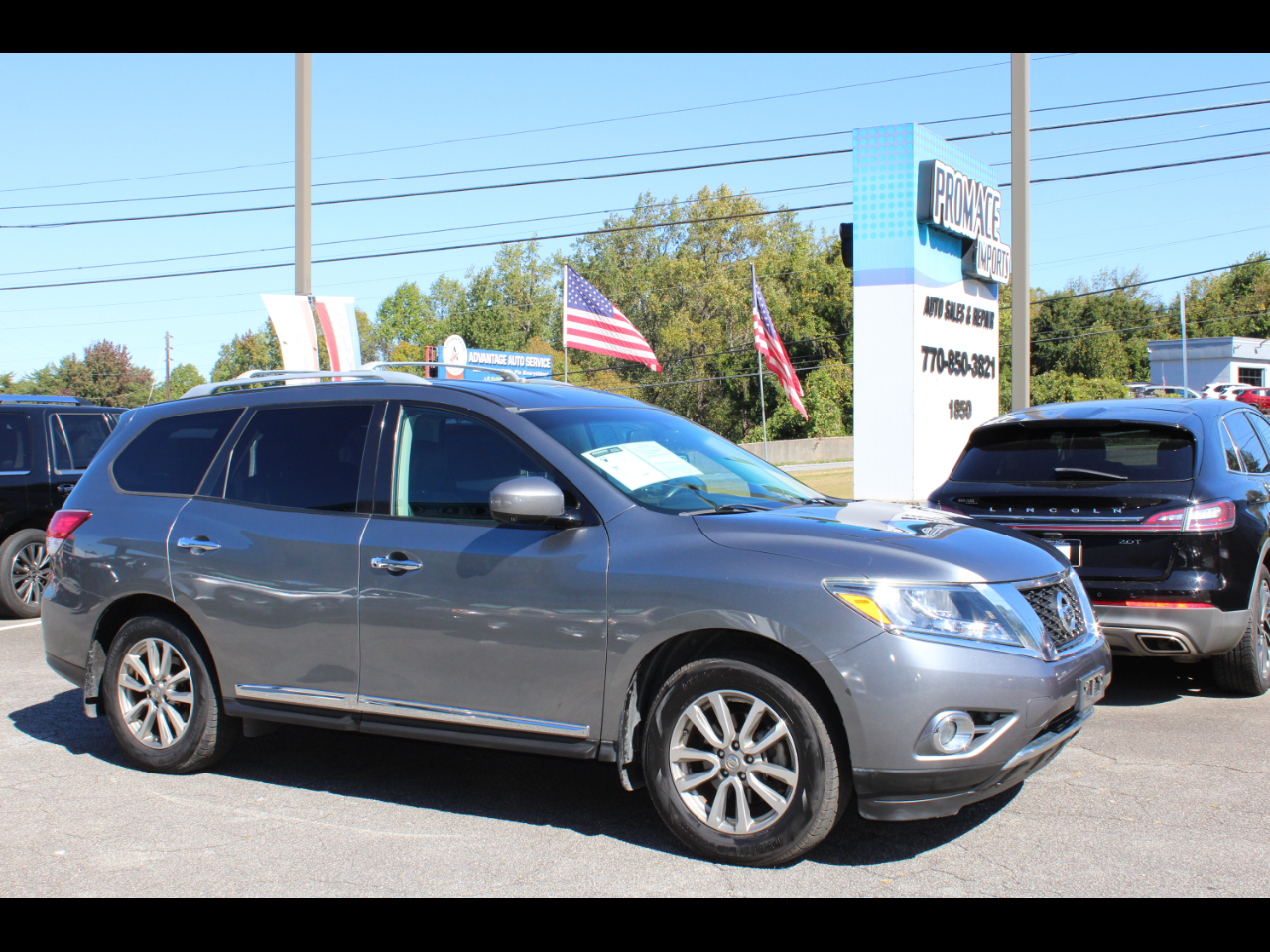 Nissan Pathfinder SV 4WD 2015 Nissan Pathfinder SV 4WD 2015