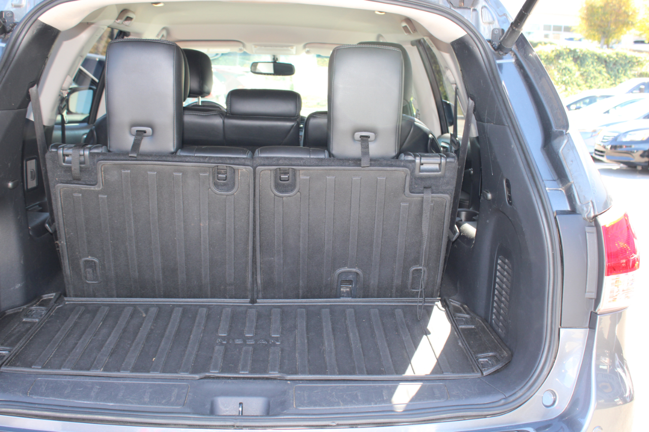 Nissan Pathfinder SV 4WD 2015 Nissan Pathfinder SV 4WD 2015