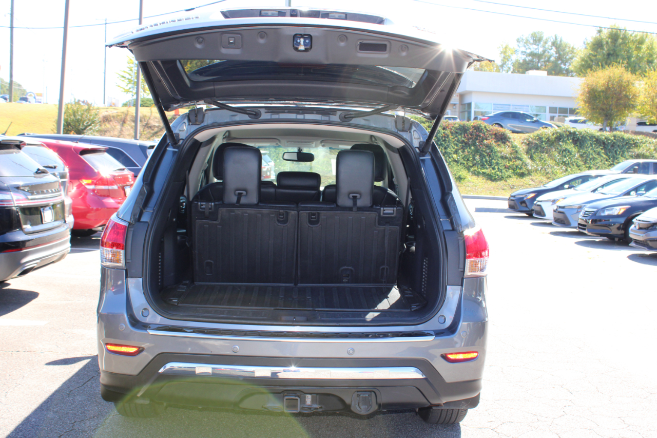 Nissan Pathfinder SV 4WD 2015 Nissan Pathfinder SV 4WD 2015