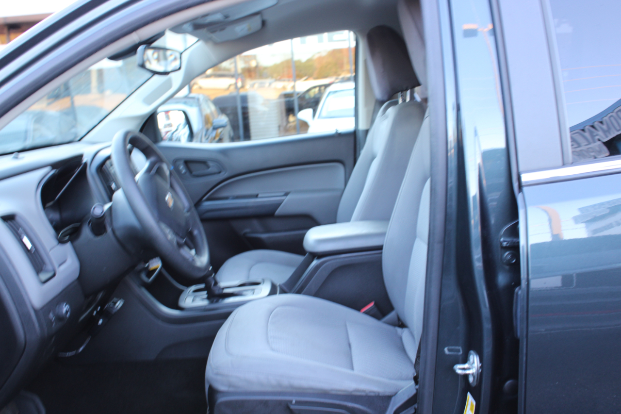 Chevrolet Colorado Work Truck Crew Cab 2WD Short Box 2017