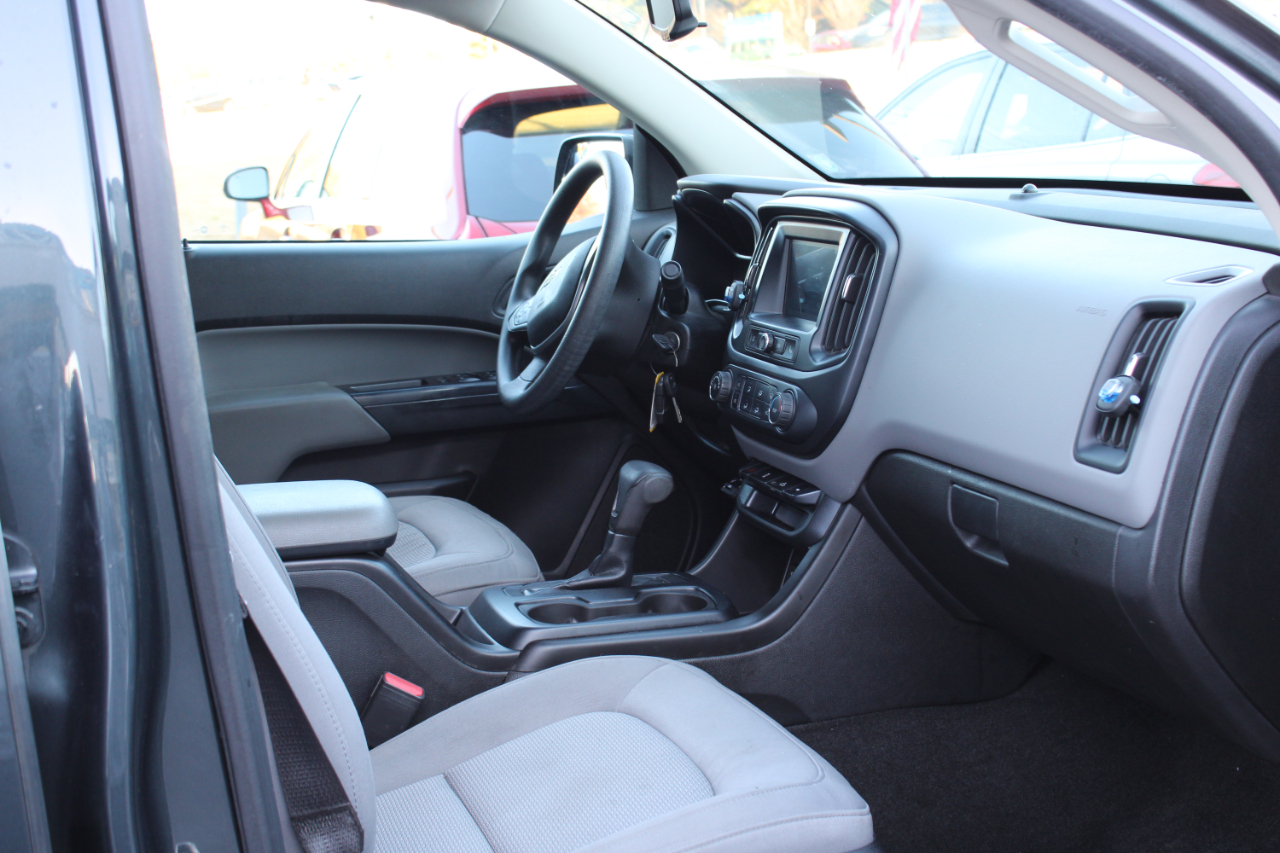 Chevrolet Colorado Work Truck Crew Cab 2WD Short Box 2017