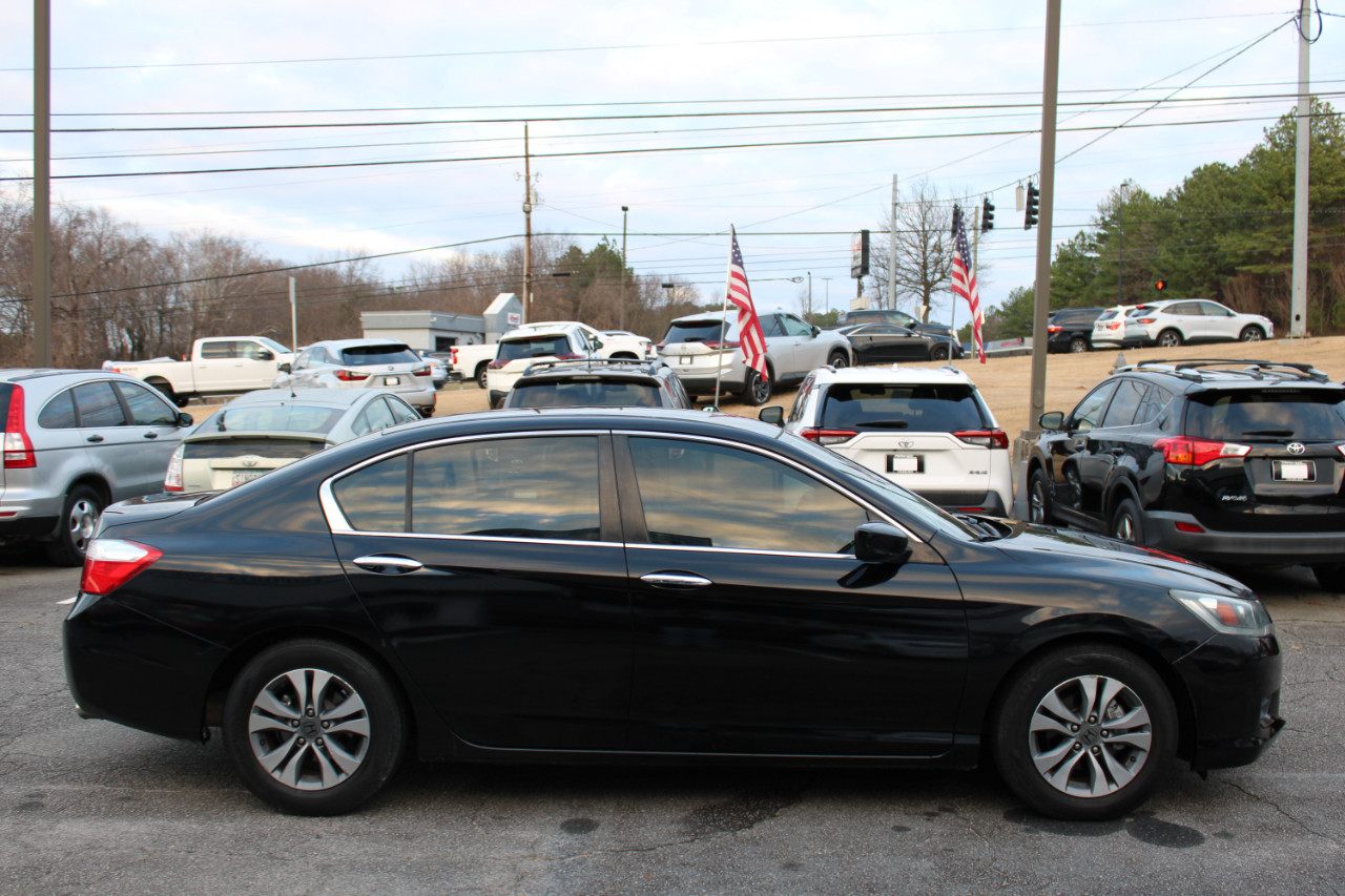 Honda Accord 4dr I4 CVT LX 2015