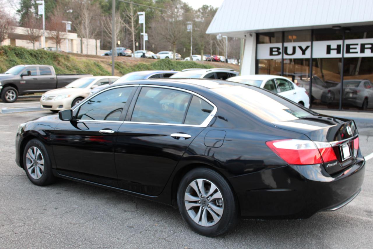 Honda Accord 4dr I4 CVT LX 2015