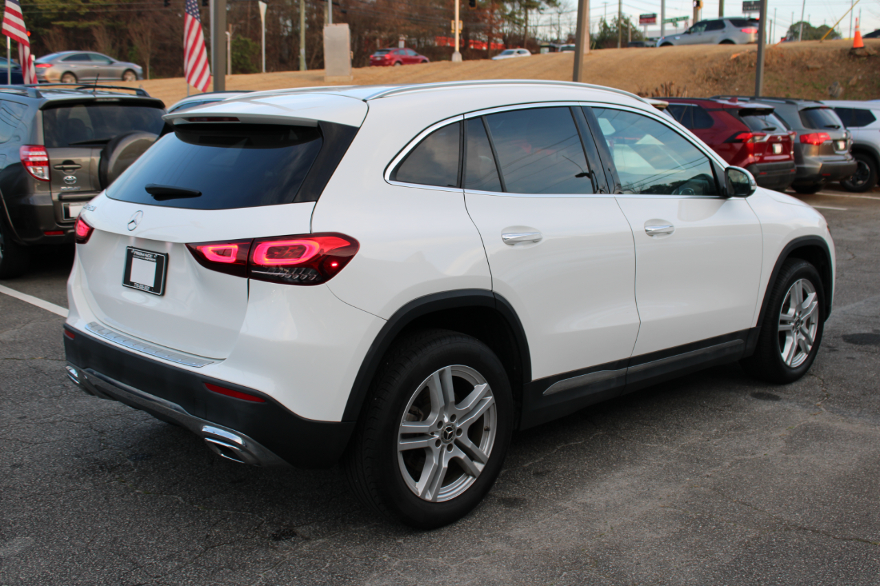 Mercedes-Benz GLA-Class GLA250 2021