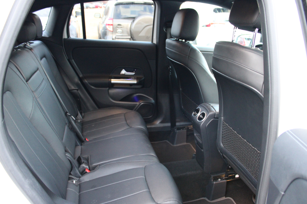 Mercedes-Benz GLA-Class GLA250 2021