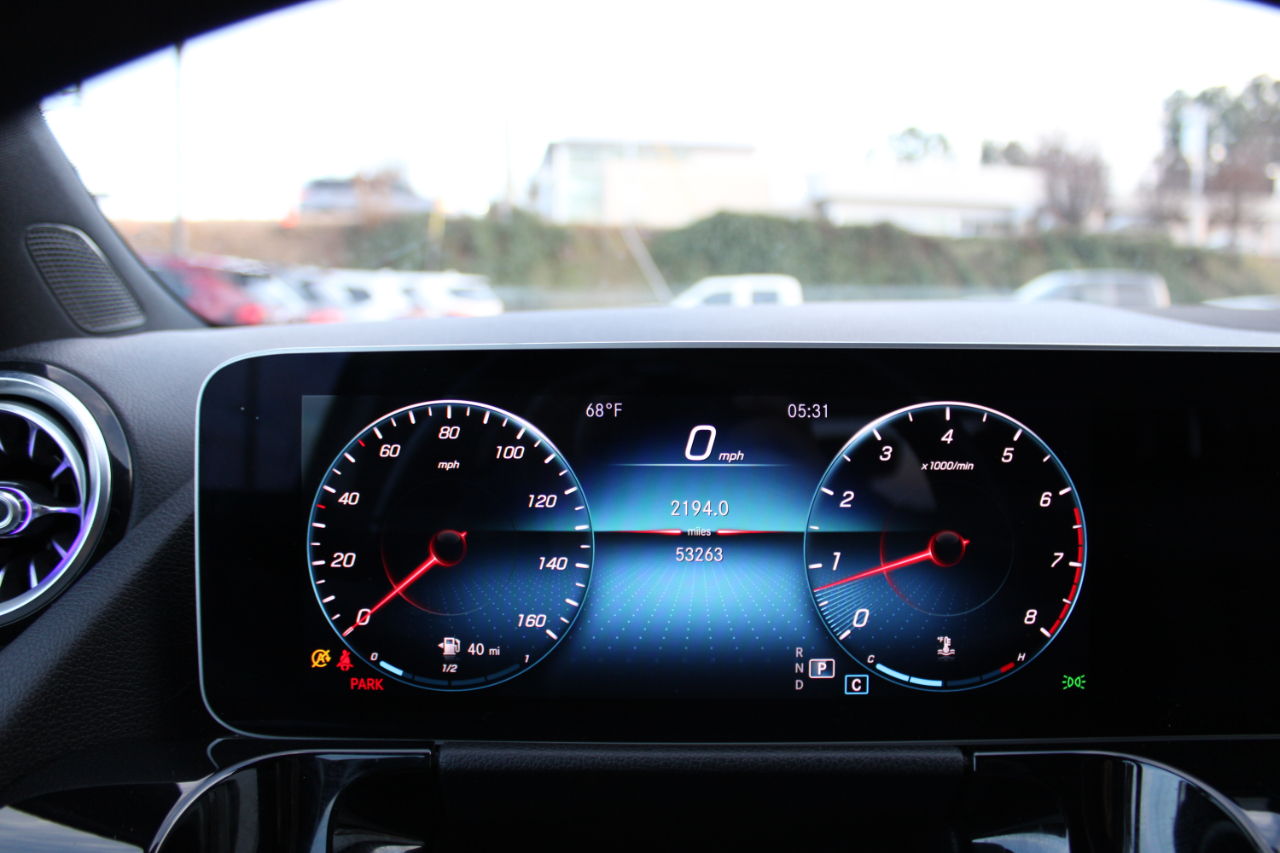 Mercedes-Benz GLA-Class GLA250 2021