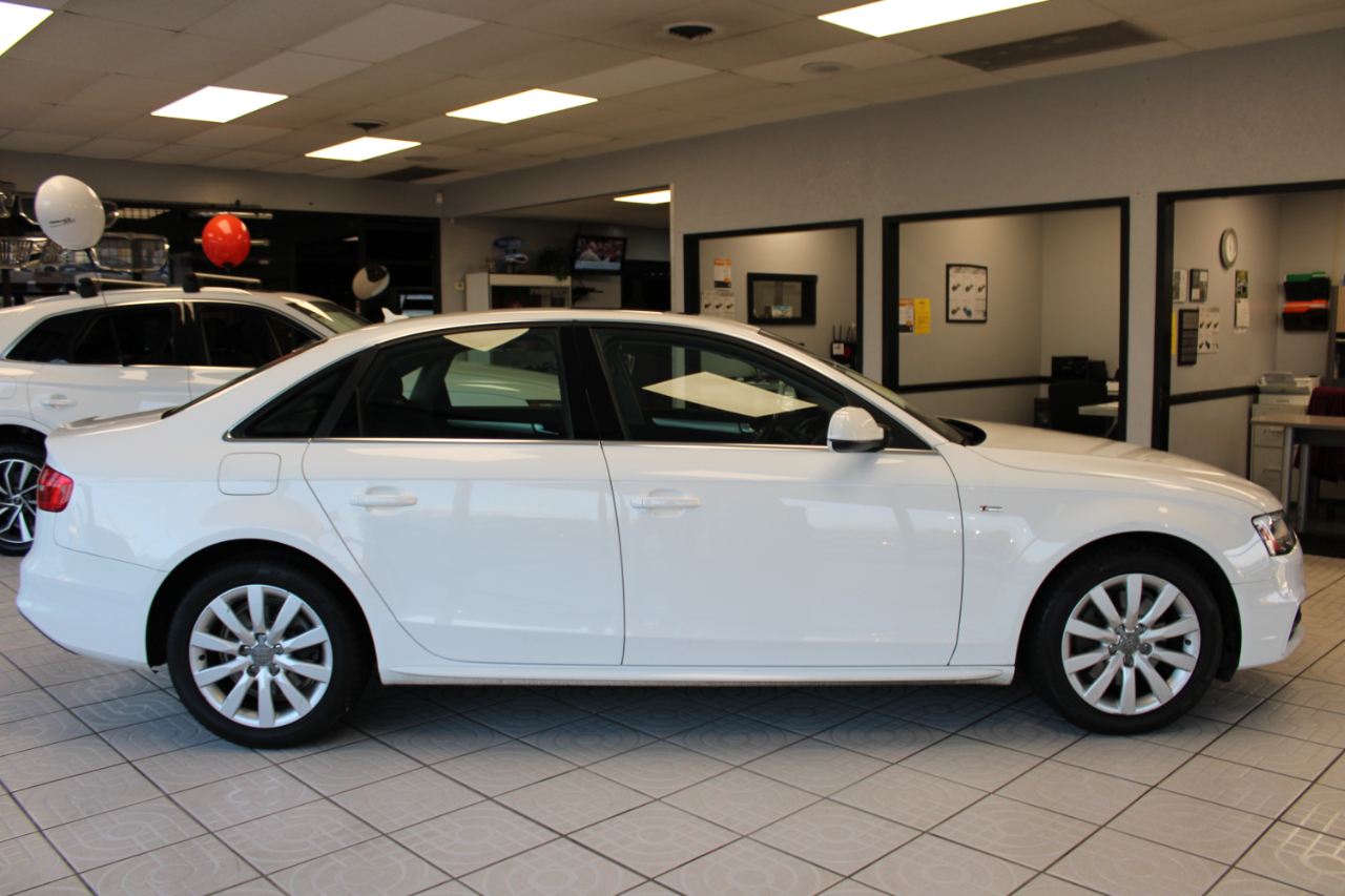 Audi A4 2.0 T Sedan FrontTrak Multitronic 2015