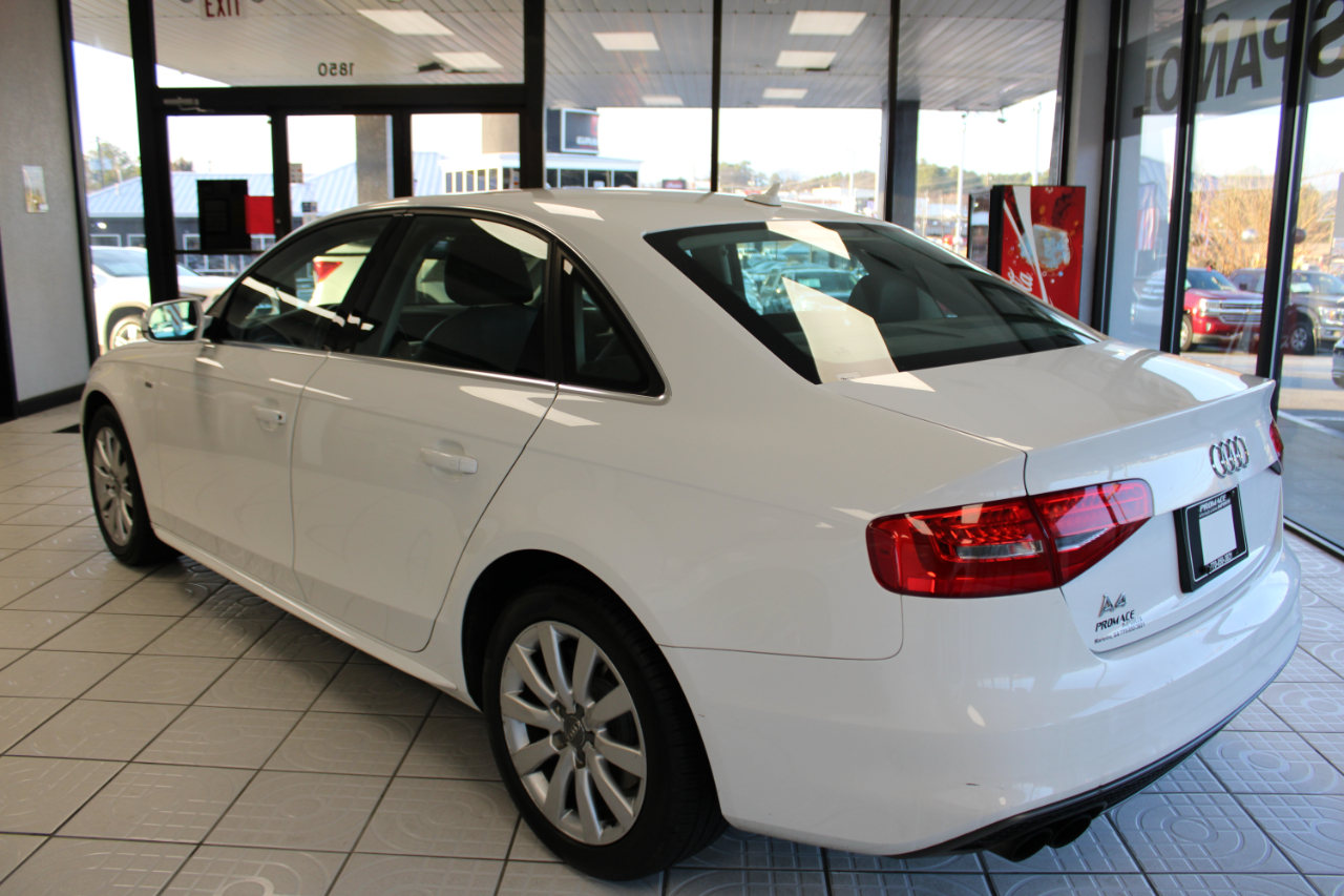 Audi A4 2.0 T Sedan FrontTrak Multitronic 2015