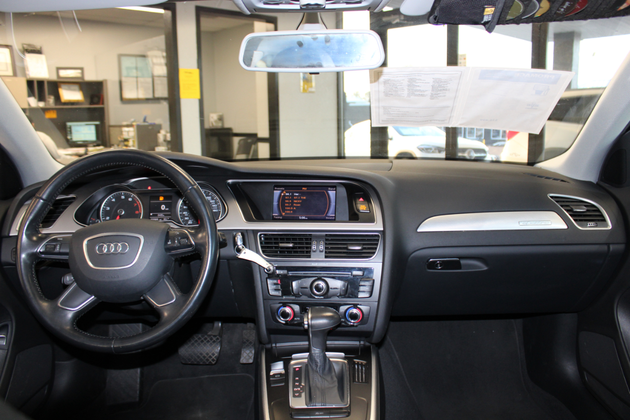 Audi A4 2.0 T Sedan FrontTrak Multitronic 2015