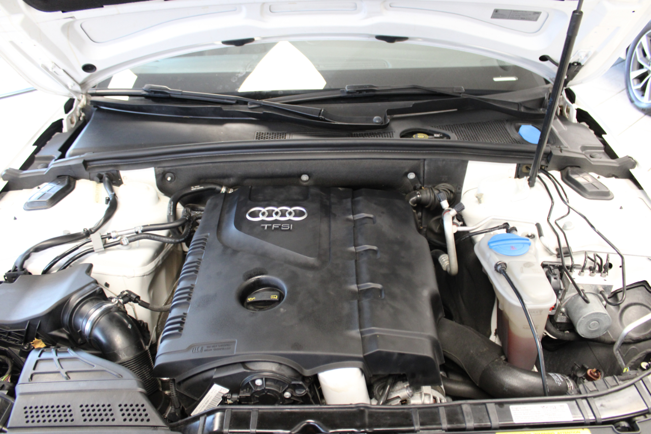 Audi A4 2.0 T Sedan FrontTrak Multitronic 2015