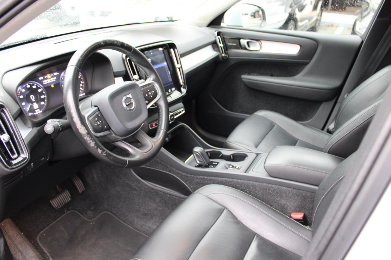 Volvo XC40 T4 Momentum 2020