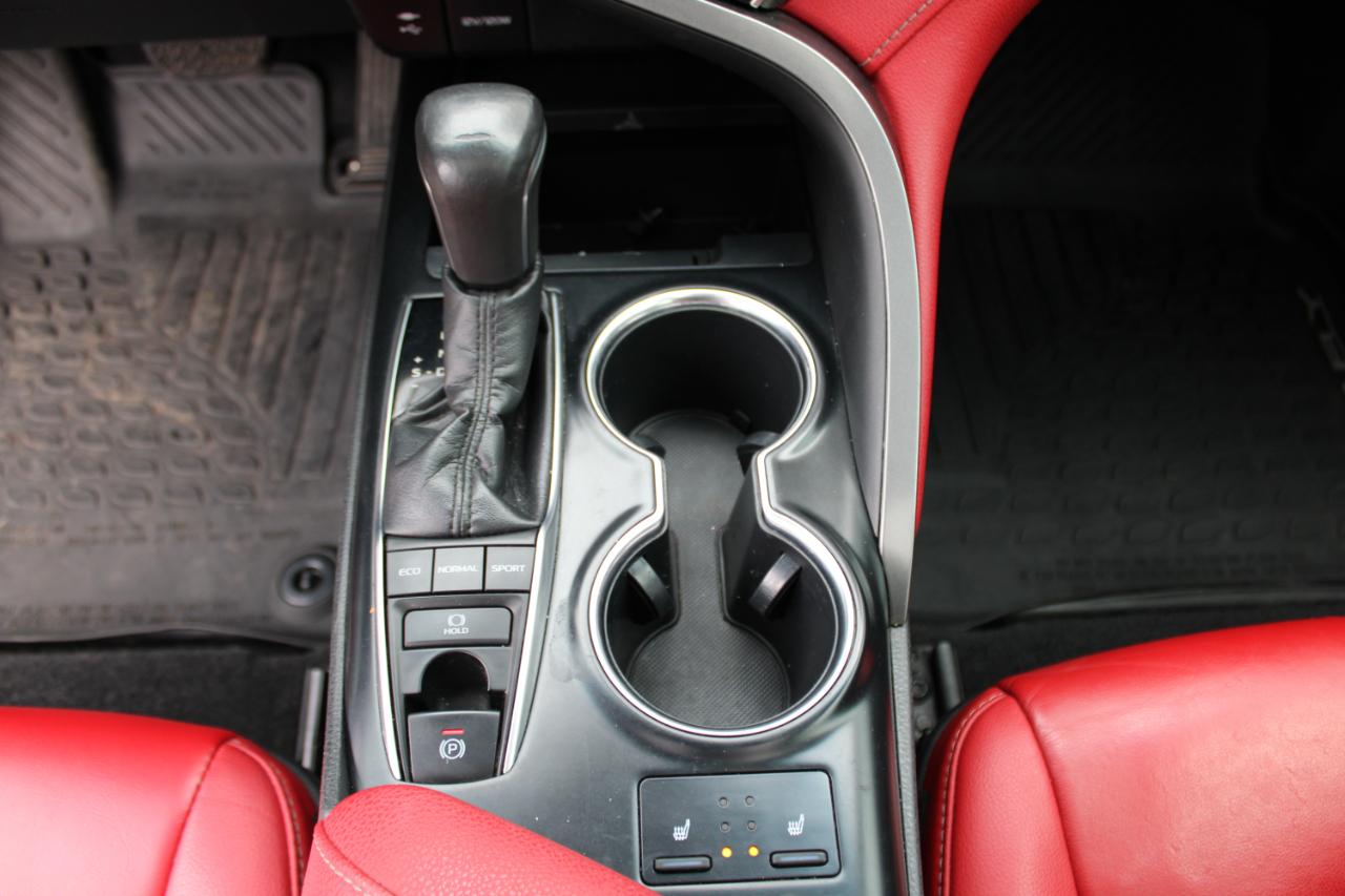 Toyota Camry XSE Auto (Natl) 2018