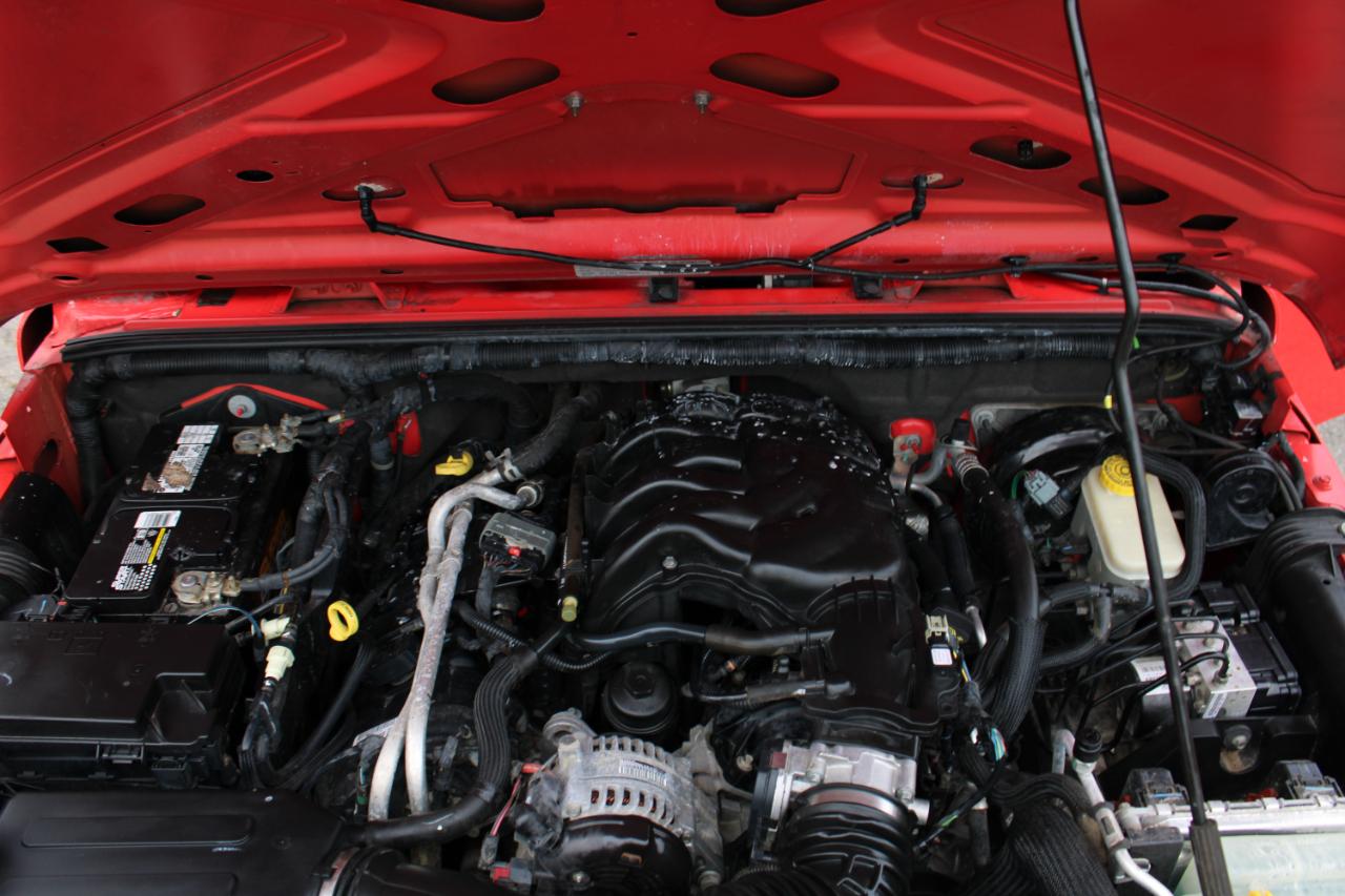 Jeep Wrangler 4WD 4dr Sport 2013