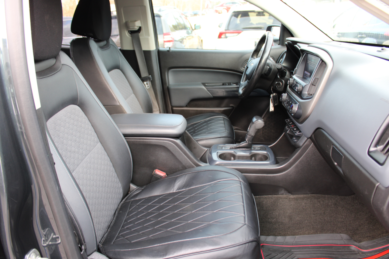 Chevrolet Colorado Z71 Crew Cab 2WD Short Box 2017