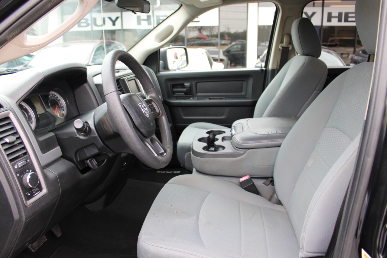 RAM 1500 Classic Tradesman Quad Cab 2WD 2019