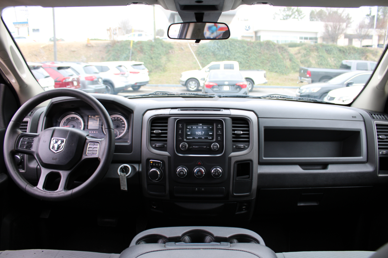 RAM 1500 Classic Tradesman Quad Cab 2WD 2019