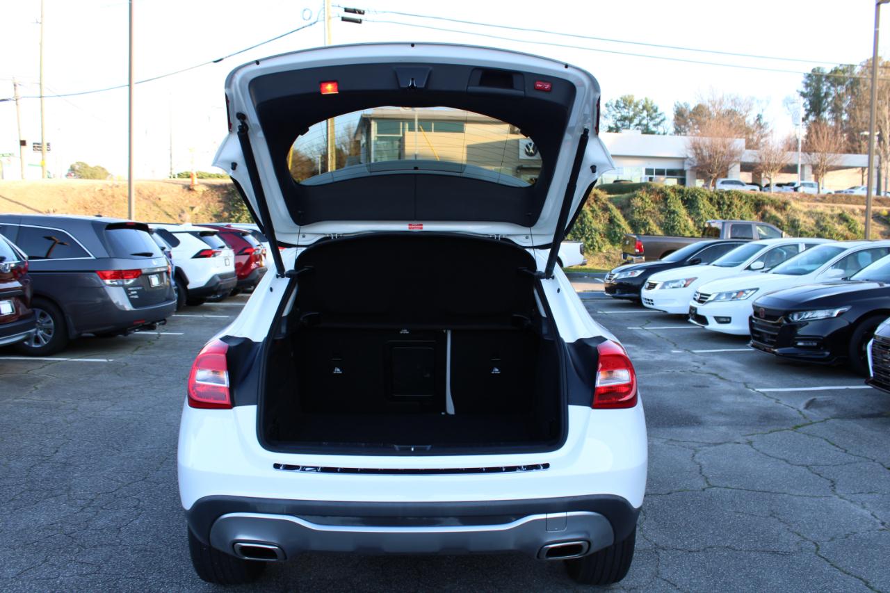 Mercedes-Benz GLA GLA 250 SUV 2020