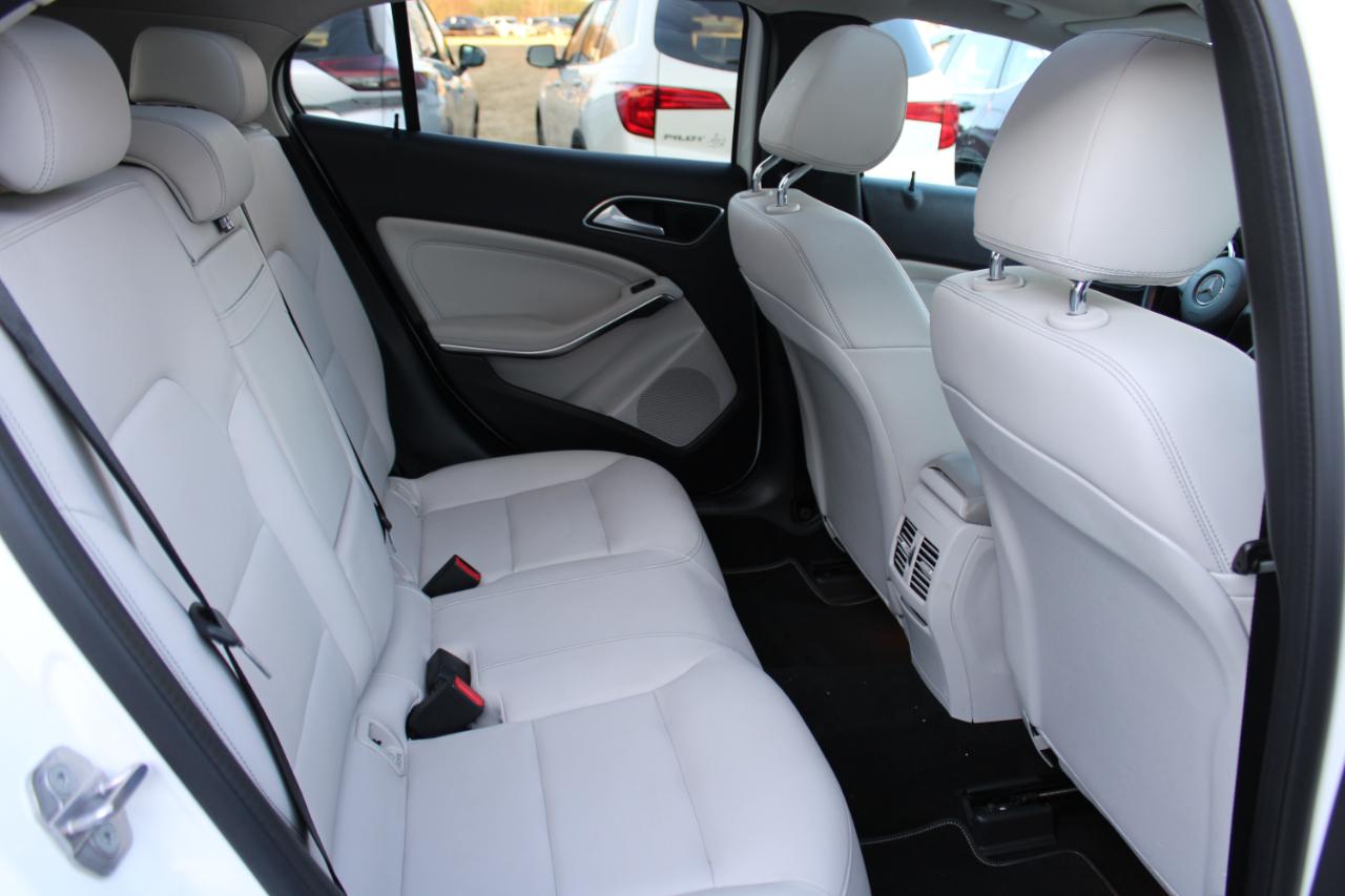 Mercedes-Benz GLA GLA 250 SUV 2020