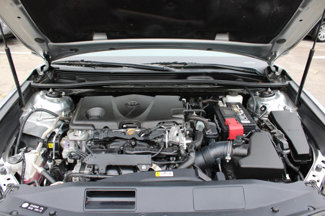 Toyota Camry LE Auto (Natl) 2019