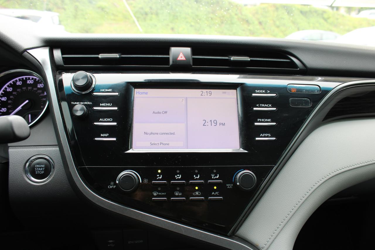 Toyota Camry LE Auto (Natl) 2019