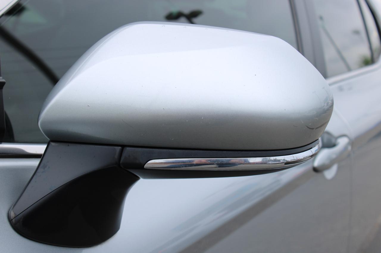 Toyota Camry LE Auto (Natl) 2019
